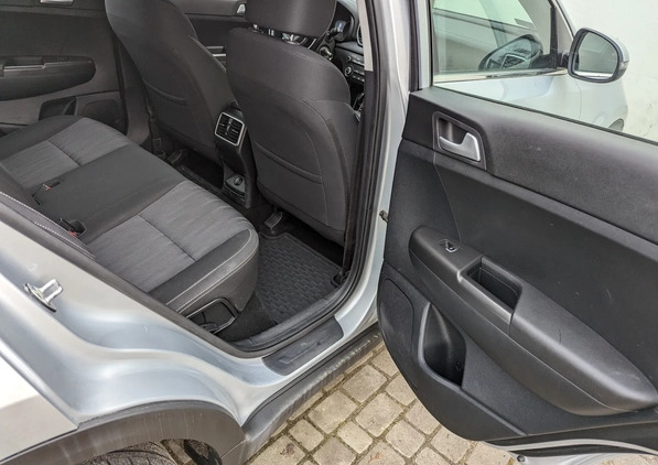 Kia Sportage cena 84999 przebieg: 96895, rok produkcji 2020 z Ozorków małe 232